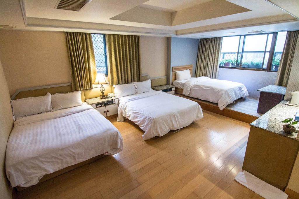 גאושיונג Katherine Plaza Hotel מראה חיצוני תמונה